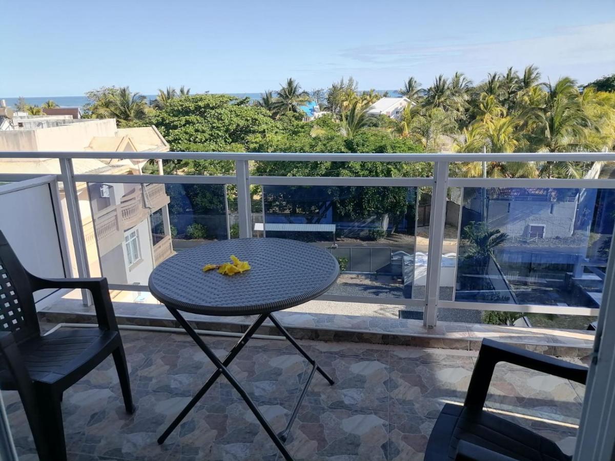 Reviva Residence Blue Bay Exterior photo